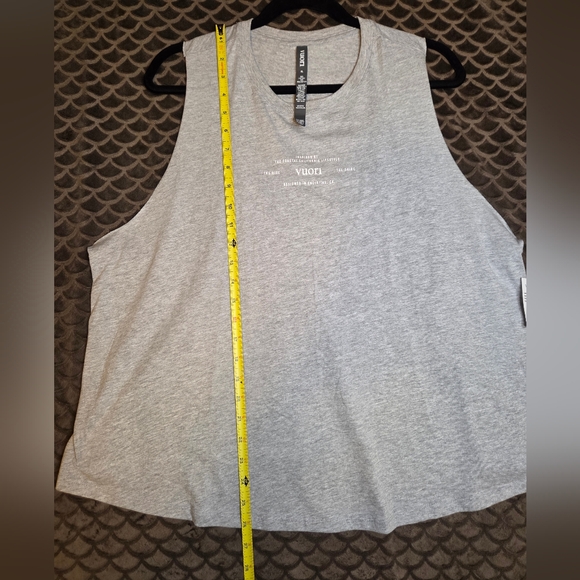 G338. NWT Vuori Coastal Lifestyle Tank in Heathered Gray - Size XL - Picture 8 of 8